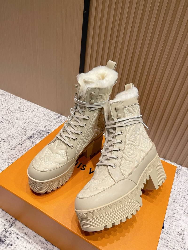 Women Louis Vuitton Shoes-537